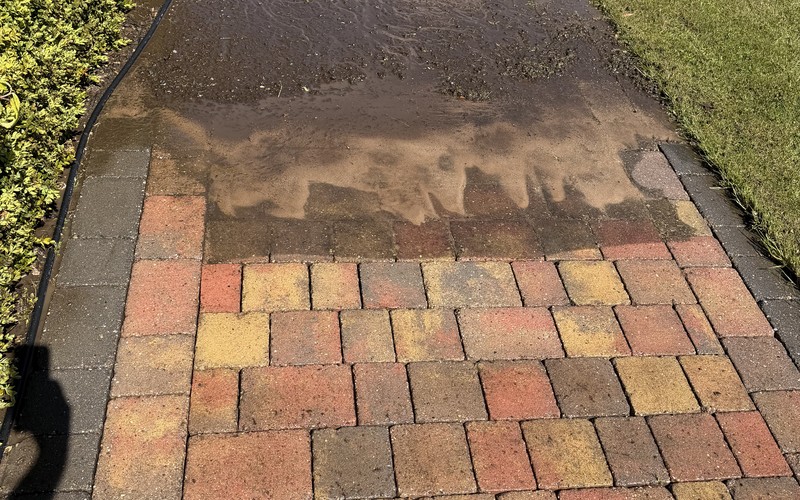 Driveways and patios by Ultra Clean Exteriors